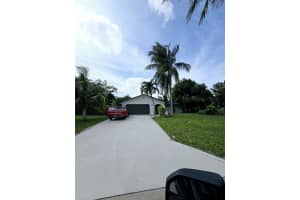4475 Foss Road, Lake Worth, FL 33461 Sold 12/19/24