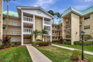 1 Colonial Club Drive 303, Boynton Beach, FL 33435 Sold 02/11/25