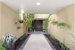 795 Saint Albans Drive, Boca Raton, FL 33486 Sold 12/05/24