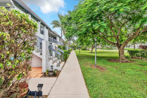55 Tropic Isle Drive 31d, Delray Beach, FL 33483 Sold 12/30/24