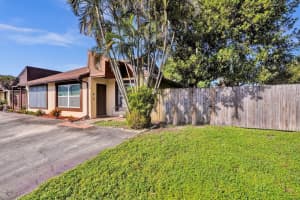 3751 Mil Pond Court, Greenacres, FL 33463 Sold 01/31/25