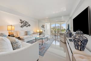 1040 Banyan 504c Road 504c, Boca Raton, FL 33432 - MLS#R11029663