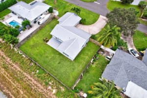 8631 SE Sandcastle Circle, Hobe Sound, FL 33455 Sold 12/04/24