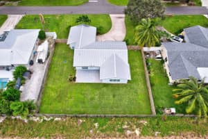 8631 SE Sandcastle Circle, Hobe Sound, FL 33455 Sold 12/04/24