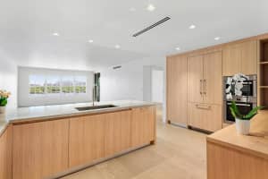 2185 Ibis Isle Road 10, Palm Beach, FL 33480 Sold 08/14/25