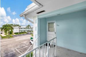 2401 NE 36th Street 201, Lighthouse Point, FL 33064 Sold 03/14/25