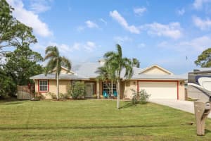 105 SE Crosspoint Drive, Port Saint Lucie, FL 34983 Sold 11/25/24