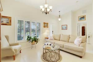 105 SE Crosspoint Drive, Port Saint Lucie, FL 34983 Sold 11/25/24