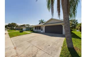 4948 SE 44th Street, Okeechobee, FL 34974 Sold 08/29/25