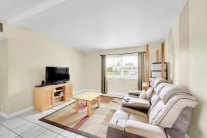 5737 Cinnamon Drive, West Palm Beach, FL 33415 Sold 02/28/25