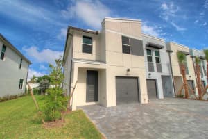3521 Joshua Tree Street, Palm Springs, FL 33461 Sold 12/26/24