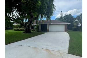 575 Dollarspot Court, Wellington, FL 33414 Sold 12/18/24