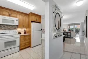 720 E Ocean Avenue 303, Boynton Beach