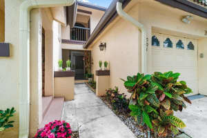 10084 Cedar Point Boulevard 501, Boynton Beach, FL 33437 Sold 01/15/25