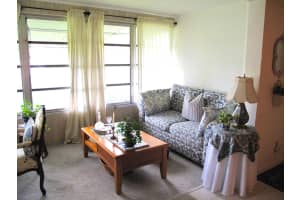 1130 Circle Circle W B, Delray Beach, FL 33445 Sold 12/27/24