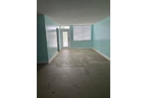 108 Paradise Harbour Boulevard 204, North Palm Beach, FL 33408 Sold 01/02/25