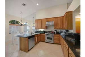 115 Palm Point Circle D, Palm Beach Gardens, FL 33418 Sold 12/06/24