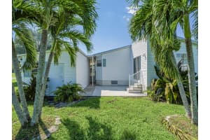 1145 Wren Circle, Barefoot Bay, FL 32976 - MLS#R11030124