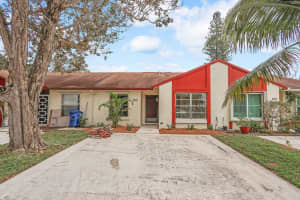 202 Palmetto Court, Jupiter, FL 33458 Sold 07/17/25