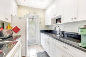 1112 Lake Terrace 202, Boynton Beach, FL 33426 Sold 06/27/25