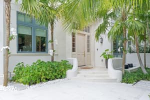 220 Brazilian Avenue West Unit, Palm Beach, FL 33480 Sold 04/30/25