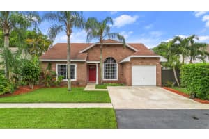 8655 SW 14 Street, Pembroke Pines, FL 33025 Sold 12/27/24