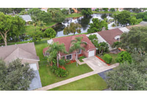 8655 SW 14 Street, Pembroke Pines, FL 33025 Sold 12/27/24