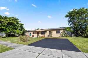 141 NE 17th Avenue, Boynton Beach, FL 33435 Sold 01/17/25