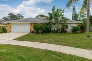 1207 Palama Way, Lantana, FL 33462 Sold 12/06/24