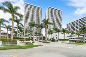 529 S Flagler Drive 17g, West Palm Beach