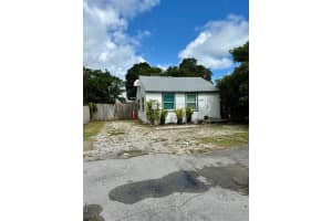 1048 S Ridge Road, Lake Worth, FL 33462 Sold 04/22/25