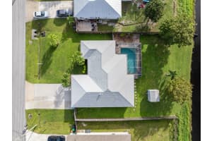 1050 SW Bellevue Avenue, Port Saint Lucie, FL 34953 Sold 12/23/24