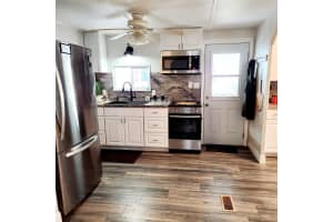 30 SE Spanish Way, Port Saint Lucie, FL 34952 Sold 01/30/25