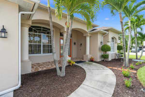 2331 SE Heathwood Circle, Port Saint Lucie, FL 34952 Sold 04/11/25