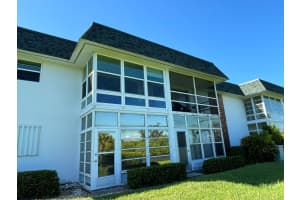 2800 Indian River Boulevard 6, Vero Beach, FL 32960 Sold 12/13/24