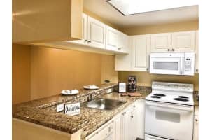 2810 Grande 301 Parkway 301, Palm Beach Gardens, FL 33410 Sold 12/02/24
