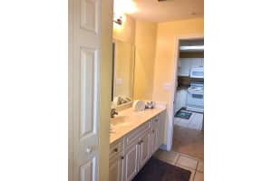 2810 Grande 301 Parkway 301, Palm Beach Gardens, FL 33410 Sold 12/02/24