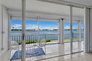 2180 Ibis Isle Road 9, Palm Beach, FL 33480 Sold 06/16/25