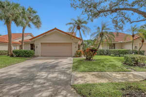 2580 Iroquois Circle, West Palm Beach, FL 33409 Sold 04/01/25