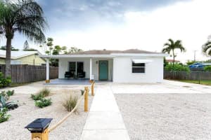 1024 S N Street, Lake Worth Beach, FL 33460 - MLS#R11030639
