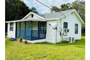 1104 SW 11th Street, Okeechobee, FL 34974 - MLS#R11030713