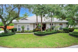 2773 Hampton Circle S, Delray Beach, FL 33445 Sold 06/02/25