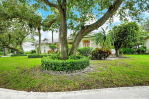 2773 Hampton Circle S, Delray Beach, FL 33445 Sold 06/02/25