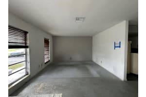 341 Henthorne Drive, Palm Springs, FL 33461 Sold 02/28/25