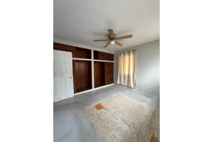 341 Henthorne Drive, Palm Springs, FL 33461 Sold 02/28/25
