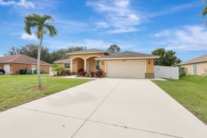 3858 SW Daisy Street, Port Saint Lucie, FL 34953 Sold 01/28/25