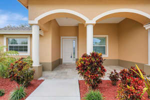 3858 SW Daisy Street, Port Saint Lucie, FL 34953 Sold 01/28/25