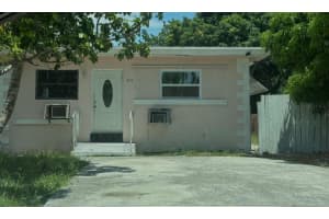 309 SE 6th Street, Delray Beach, FL 33483 Sold 12/06/24