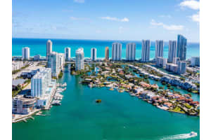 400 Sunny Isles Boulevard 107, Sunny Isles Beach, FL 33160 - MLS#R11030828
