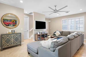 561 Tomahawk Court, Palm Beach Gardens, FL 33410 Sold 03/06/25